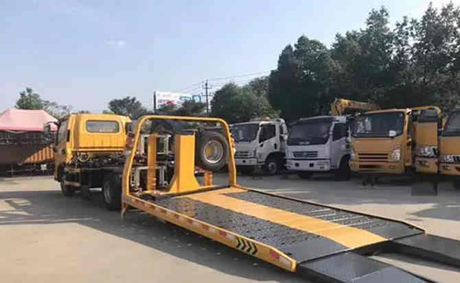 坊子区汽车中途维修案例